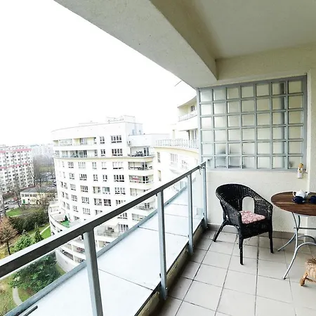 Apartament Z Widokowymi Tarasami Варшава